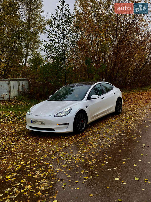 Седан Tesla Model 3 2023 в Житомире фото 3 Седан Tesla Model 3 2023 в Житомире