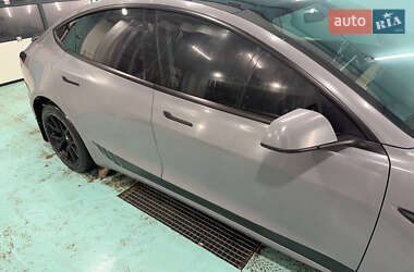 Седан Tesla Model 3 2018 в Киеве