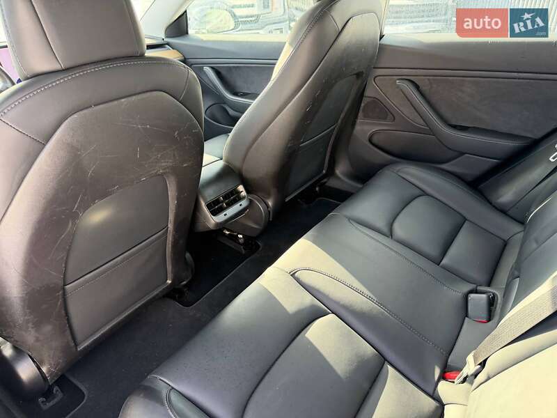 Седан Tesla Model 3 2018 в Луцьку