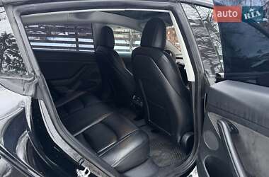 Седан Tesla Model 3 2022 в Киеве