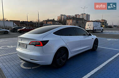 Седан Tesla Model 3 2019 в Виннице