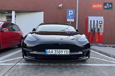 Седан Tesla Model 3 2023 в Києві