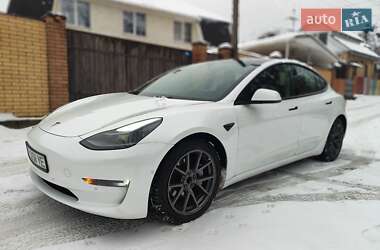 Седан Tesla Model 3 2022 в Киеве