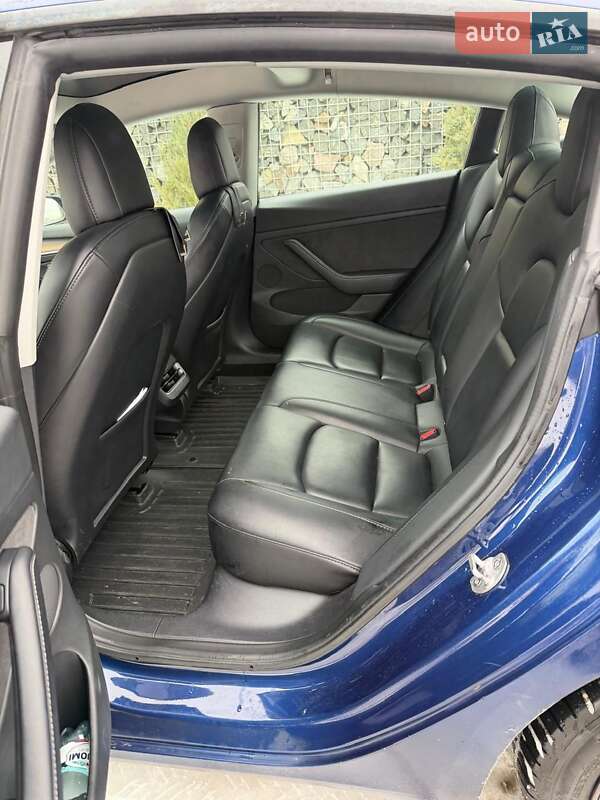 Седан Tesla Model 3 2022 в Киеве фото 8 Седан Tesla Model 3 2022 в Киеве