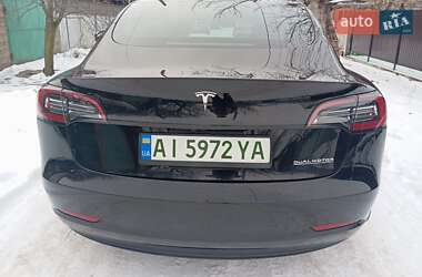 Седан Tesla Model 3 2023 в Днепре