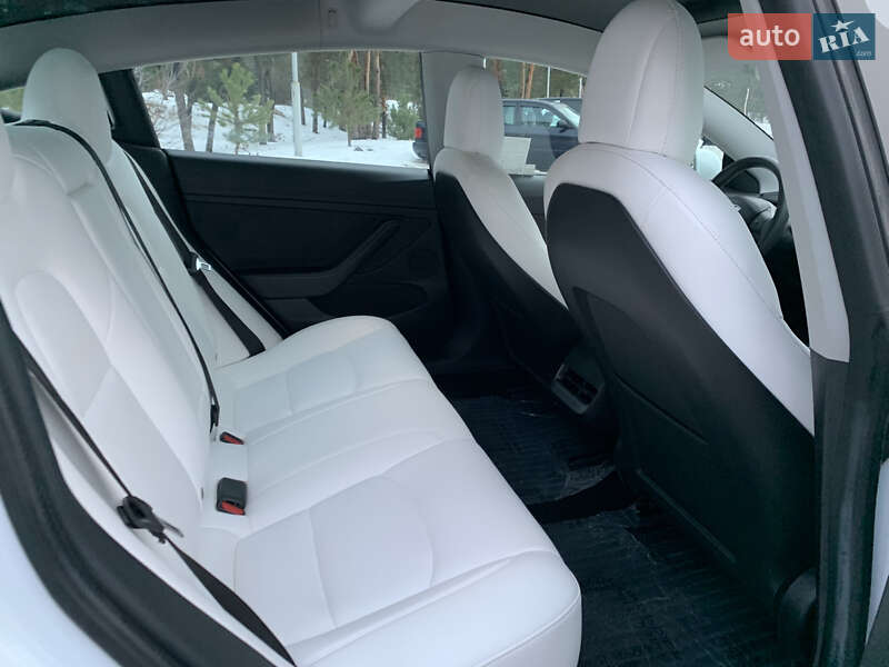 Седан Tesla Model 3 2021 в Киеве фото 21 Седан Tesla Model 3 2021 в Киеве