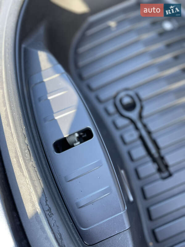 Седан Tesla Model 3 2023 в Благовещенском фото 69 Седан Tesla Model 3 2023 в Благовещенском