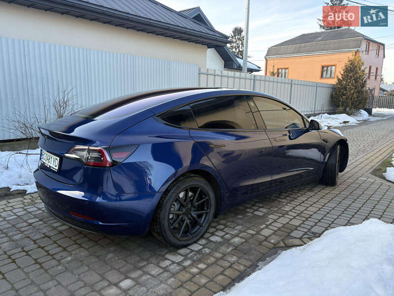 Седан Tesla Model 3 2018 в Львові фото 3 Седан Tesla Model 3 2018 в Львові