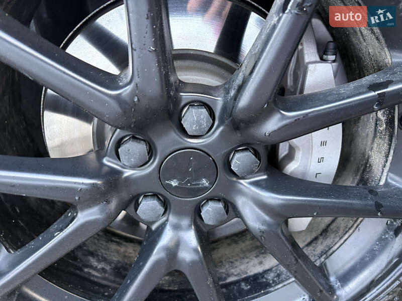 Седан Tesla Model 3 2018 в Львові фото 13 Седан Tesla Model 3 2018 в Львові