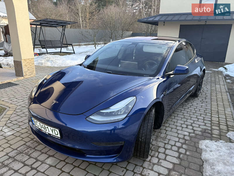 Седан Tesla Model 3 2018 в Львові фото 38 Седан Tesla Model 3 2018 в Львові