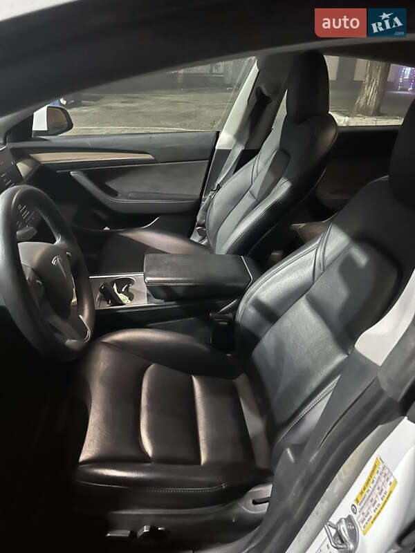 Седан Tesla Model 3 2023 в Одесі фото 3 Седан Tesla Model 3 2023 в Одесі