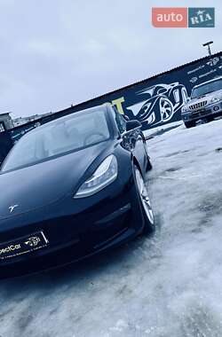 Седан Tesla Model 3 2018 в Харькове