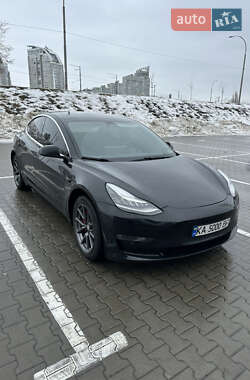 Седан Tesla Model 3 2019 в Києві