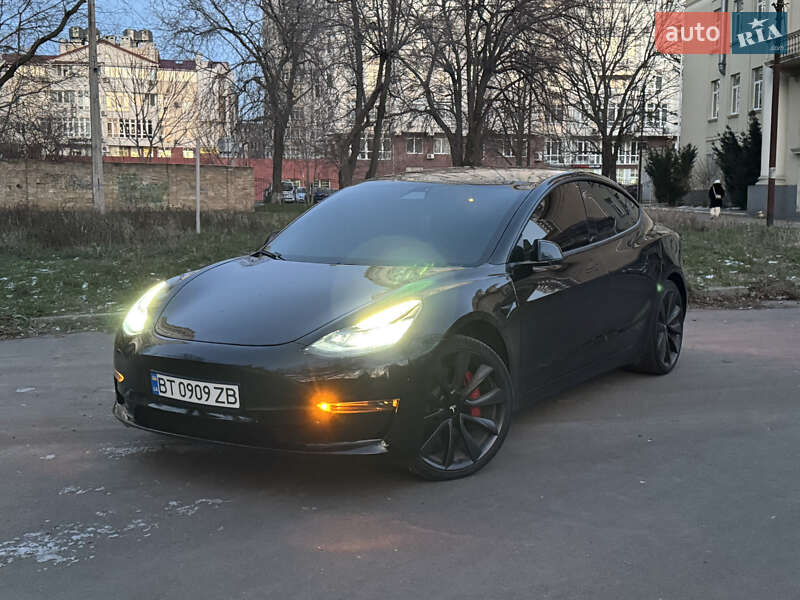 Седан Tesla Model 3 2020 в Одессе