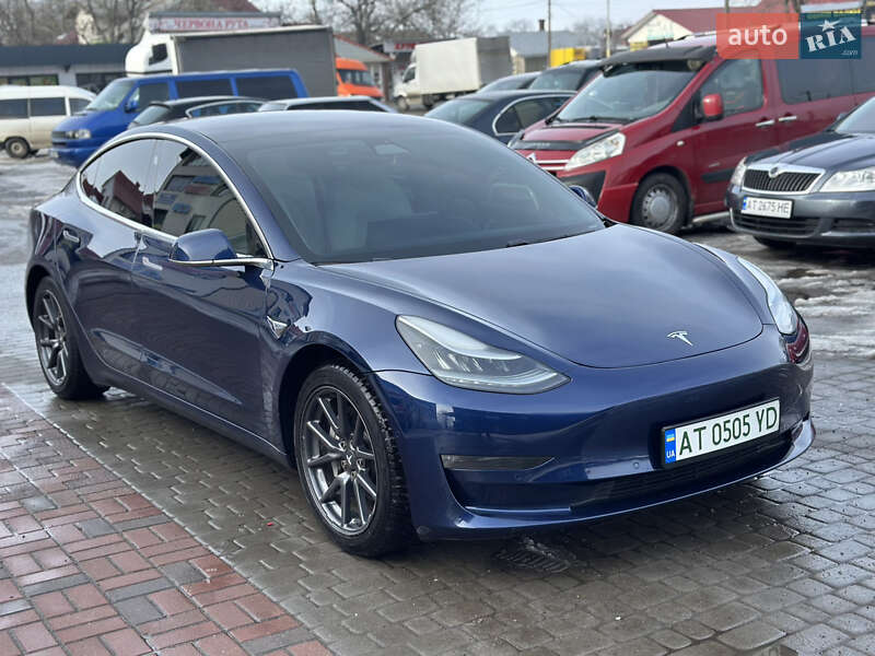 Tesla Model 3 2019