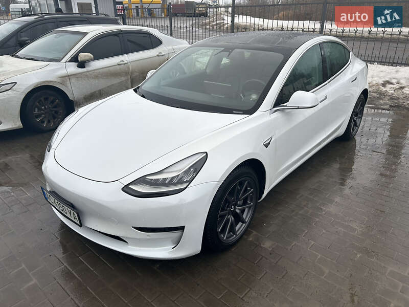 Tesla Model 3 2019 Tesla Model 3 2019