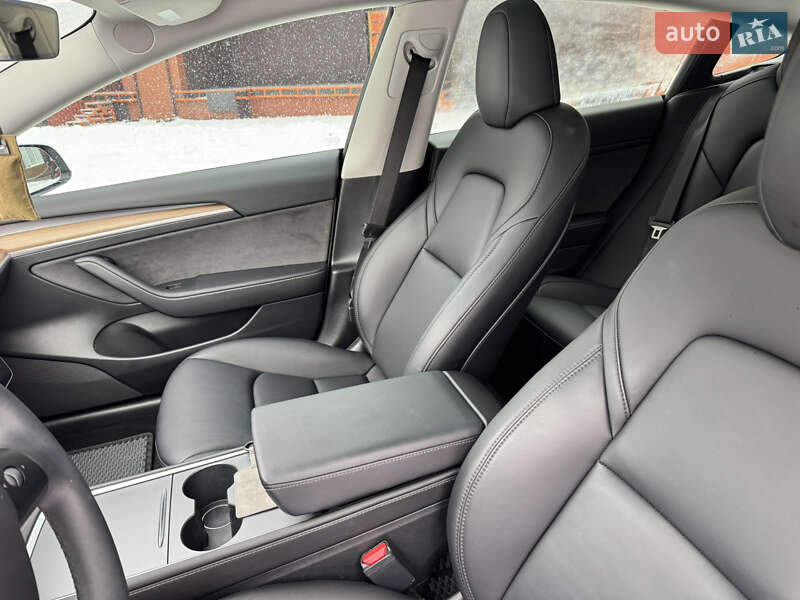 Седан Tesla Model 3 2023 в Дніпрі фото 8 Седан Tesla Model 3 2023 в Дніпрі