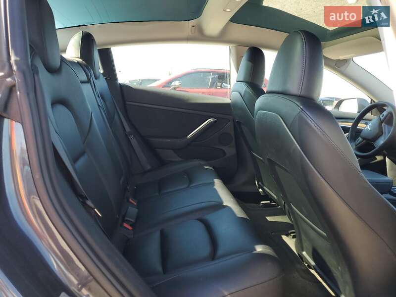Седан Tesla Model 3 2023 в Черкассах фото 10 Седан Tesla Model 3 2023 в Черкассах