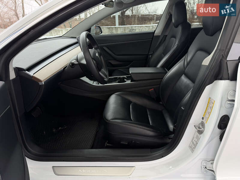 Седан Tesla Model 3 2020 в Запоріжжі фото 12 Седан Tesla Model 3 2020 в Запоріжжі