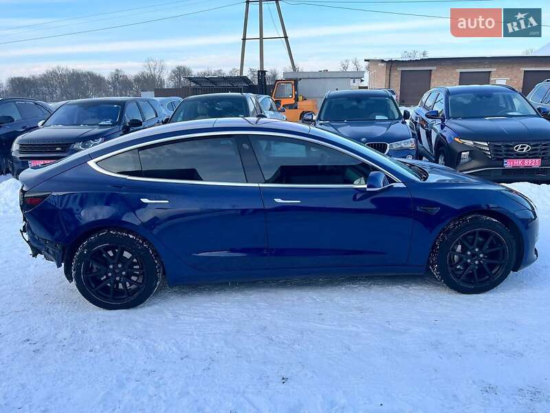 Седан Tesla Model 3 2018 в Луцке фото 3 Седан Tesla Model 3 2018 в Луцке