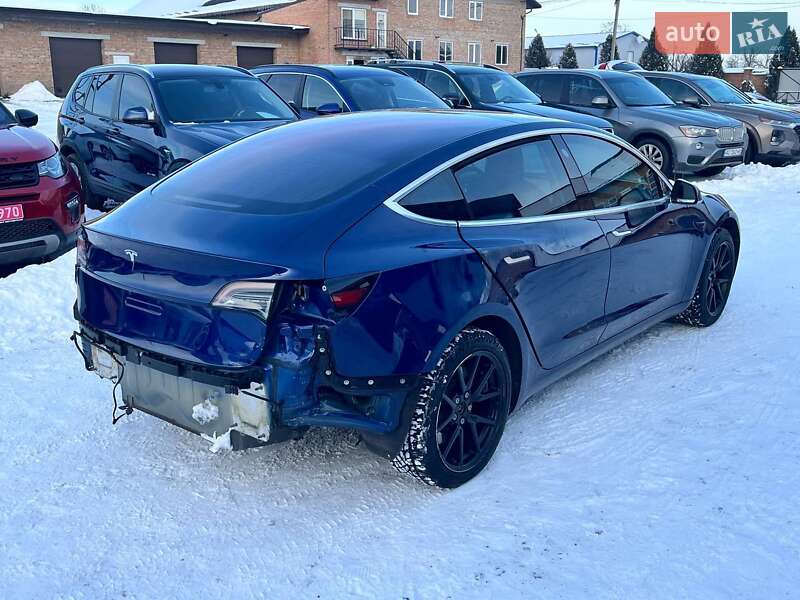 Седан Tesla Model 3 2018 в Луцке фото 4 Седан Tesla Model 3 2018 в Луцке