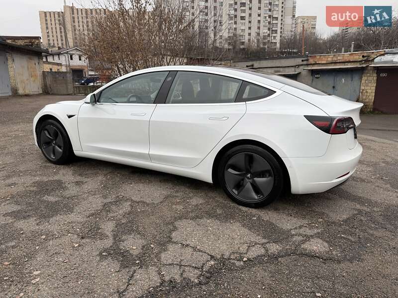 Седан Tesla Model 3 2018 в Києві фото 20 Седан Tesla Model 3 2018 в Києві