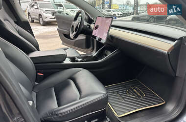 Седан Tesla Model 3 2018 в Харькове
