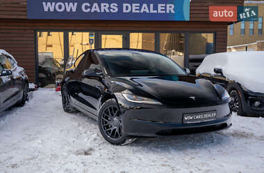 Седан Tesla Model 3 2024 в Киеве