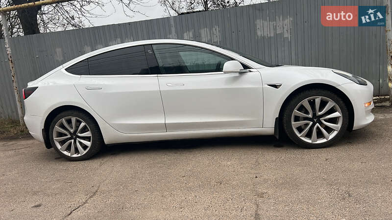 Седан Tesla Model 3 2018 в Одесі фото 11 Седан Tesla Model 3 2018 в Одесі