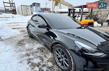 Седан Tesla Model 3 2022 в Житомире