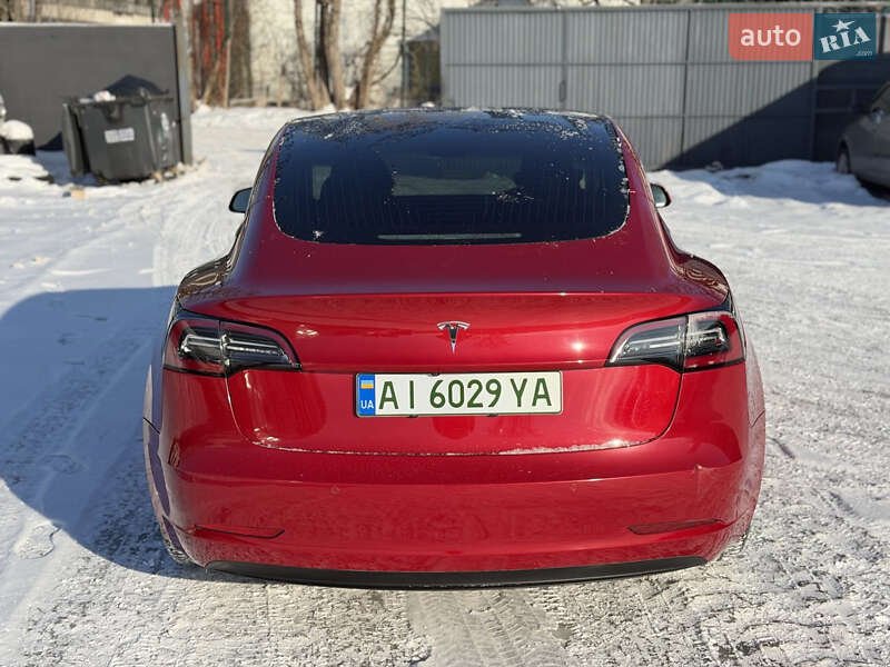Седан Tesla Model 3 2020 в Киеве фото 10 Седан Tesla Model 3 2020 в Киеве