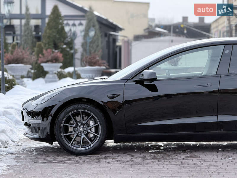 Седан Tesla Model 3 2023 в Стрые фото 6 Седан Tesla Model 3 2023 в Стрые