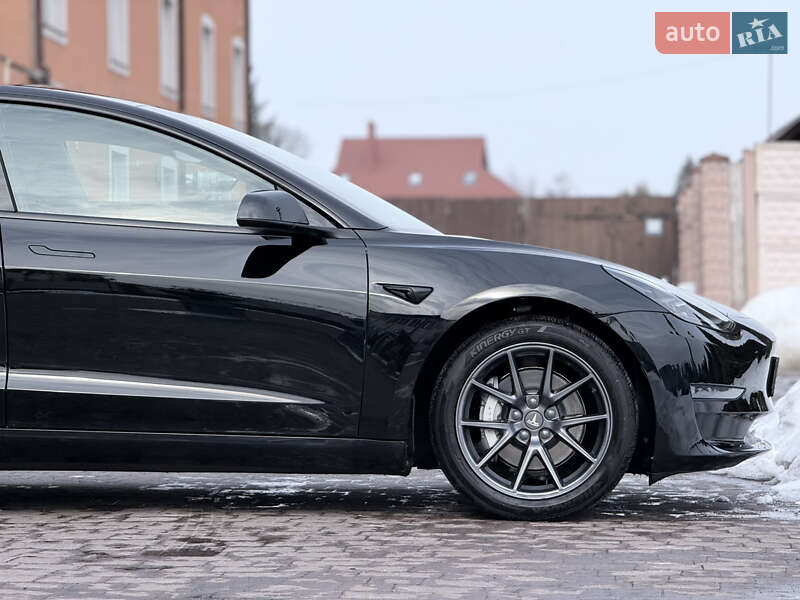 Седан Tesla Model 3 2023 в Стрые фото 23 Седан Tesla Model 3 2023 в Стрые