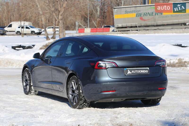 Седан Tesla Model 3 2021 в Киеве фото 5 Седан Tesla Model 3 2021 в Киеве