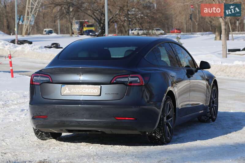 Седан Tesla Model 3 2021 в Киеве фото 7 Седан Tesla Model 3 2021 в Киеве