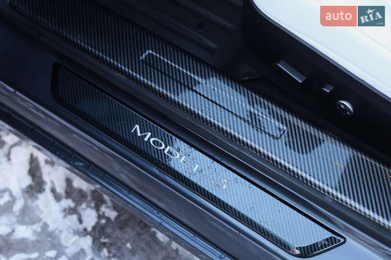 Седан Tesla Model 3 2021 в Киеве фото 27 Седан Tesla Model 3 2021 в Киеве