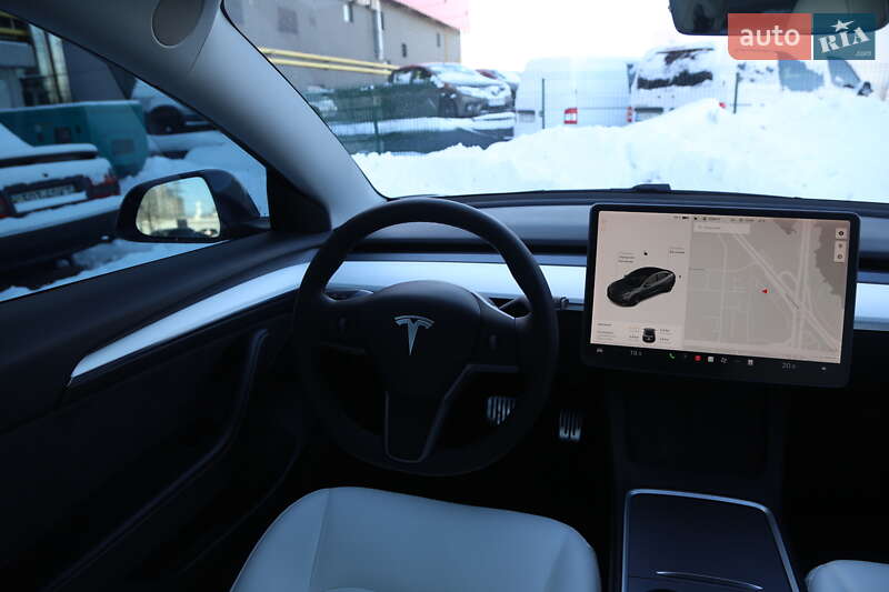 Седан Tesla Model 3 2021 в Киеве фото 16 Седан Tesla Model 3 2021 в Киеве