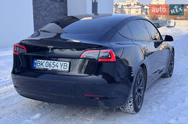 Седан Tesla Model 3 2019 в Рівному