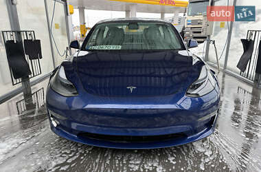 Седан Tesla Model 3 2021 в Луцьку