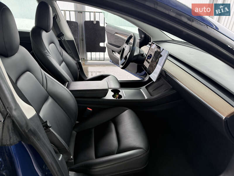 Седан Tesla Model 3 2021 в Луцке фото 6 Седан Tesla Model 3 2021 в Луцке