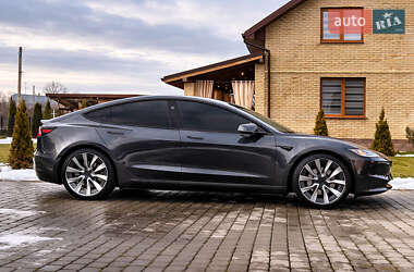 Седан Tesla Model 3 2024 в Стрые