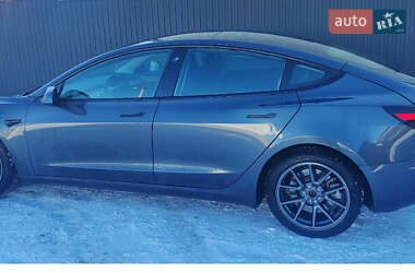 Седан Tesla Model 3 2021 в Ивано-Франковске