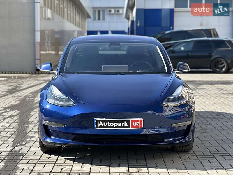 Седан Tesla Model 3 2018 в Одессе