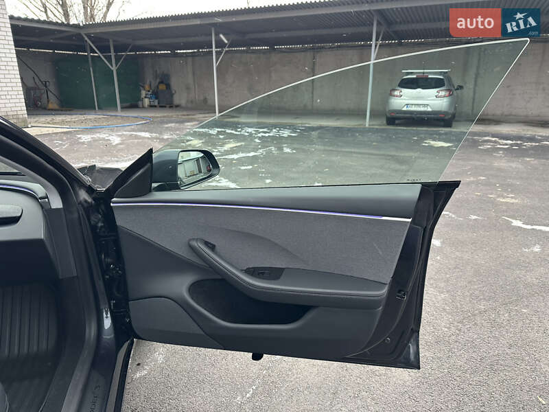 Седан Tesla Model 3 2024 в Дніпрі фото 23 Седан Tesla Model 3 2024 в Дніпрі