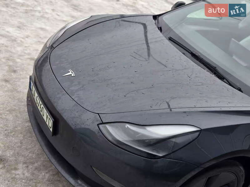 Седан Tesla Model 3 2023 в Киеве