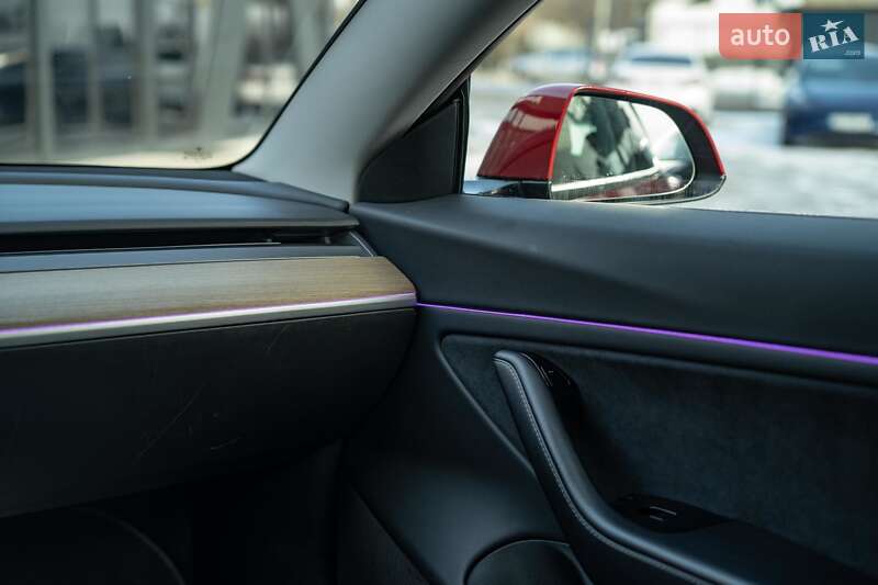 Седан Tesla Model 3 2018 в Чернівцях фото 29 Седан Tesla Model 3 2018 в Чернівцях