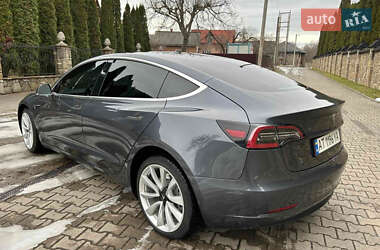 Седан Tesla Model 3 2019 в Ивано-Франковске