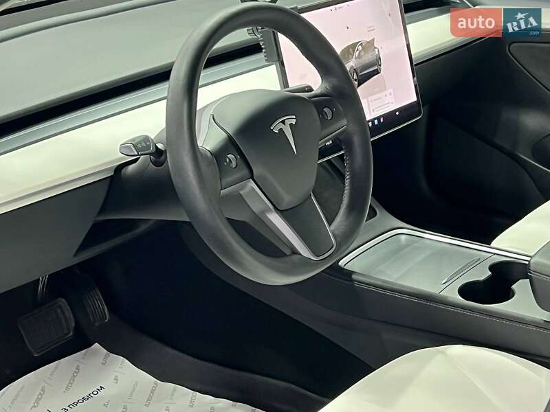 Седан Tesla Model 3 2022 в Одесі фото 11 Седан Tesla Model 3 2022 в Одесі