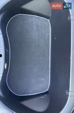Седан Tesla Model 3 2018 в Одесі