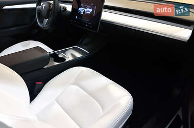 Седан Tesla Model 3 2022 в Львові фото 40 Седан Tesla Model 3 2022 в Львові